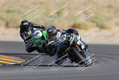 media/Oct-29-2022-CVMA (Sat) [[14c0aa3b66]]/Race 8 Supersport Middleweight/Folder 2/